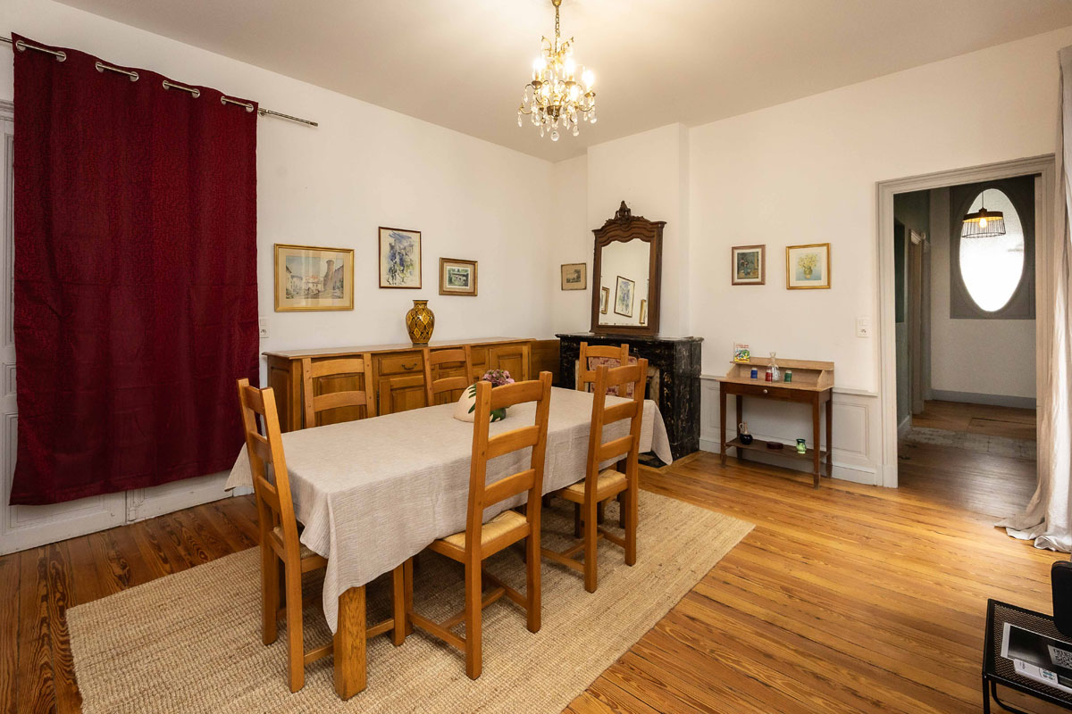 place alegria luxury apartment carcassonne rental hr 25