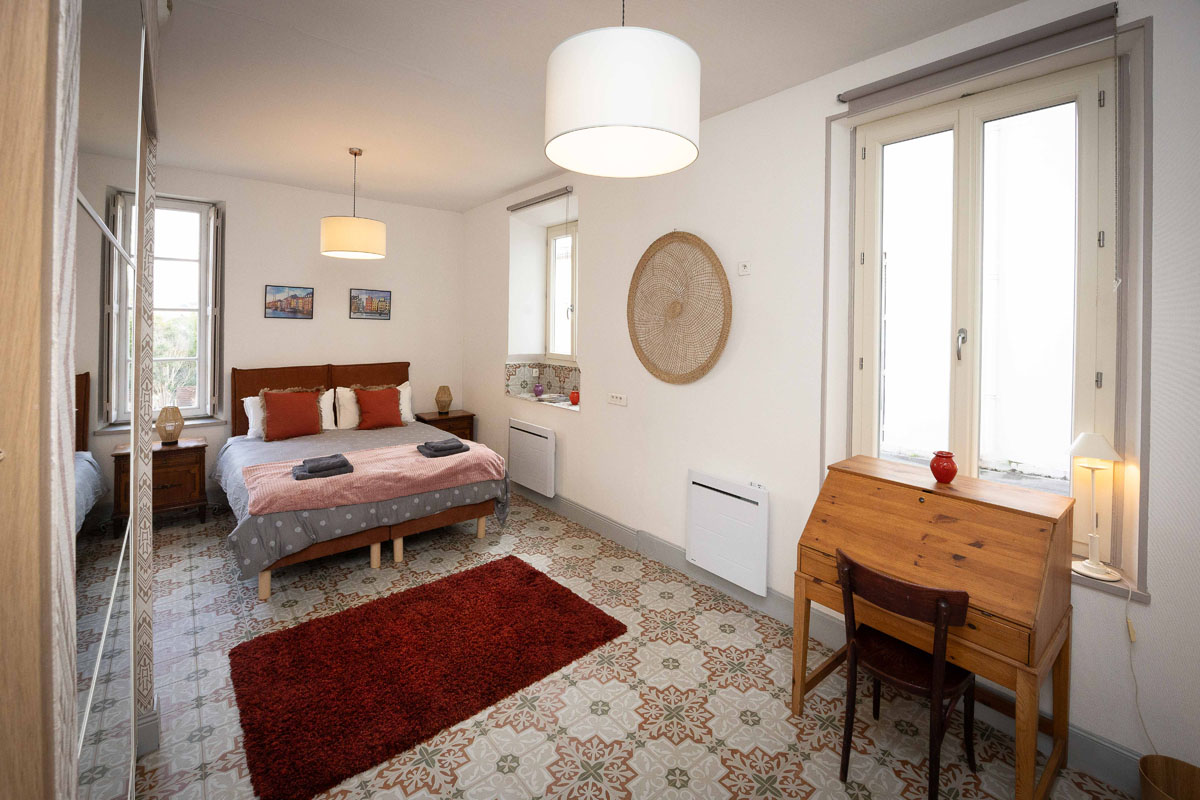 place alegria luxury apartment carcassonne rental bedroom 3hr 56